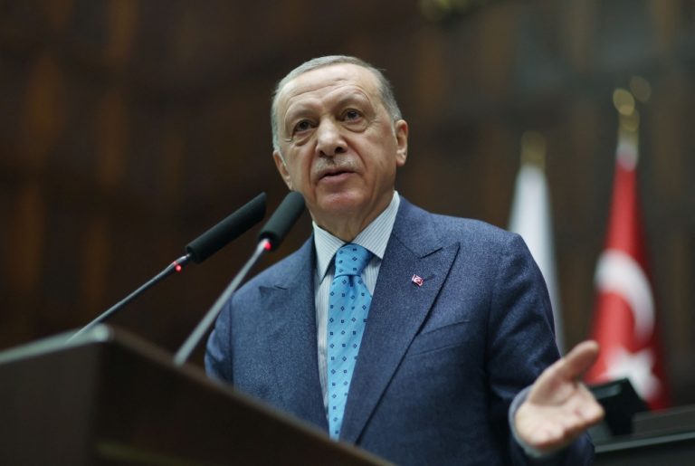 Τουρκία: Ποιοι και γιατί θέλουν τον Ερντογάν στην εξουσία – Και ποιοι όχι