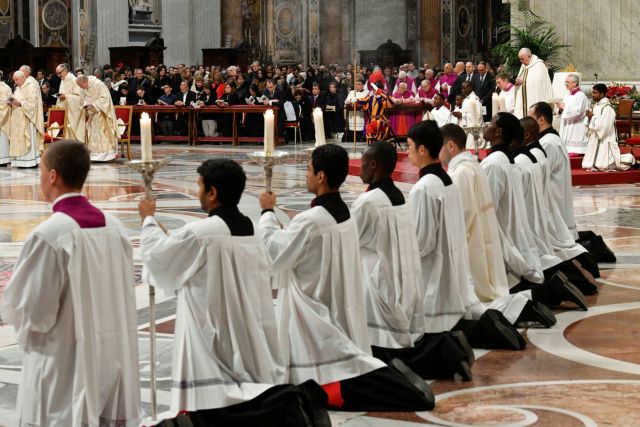 Βατικανό: Σύγκρουση υπερσυντηρητικών και προοδευτικών