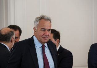 Βορίδης: Να επιστραφούν τα χρήματα στο δημόσιο – Άκυρες οι συμβάσεις εταιρειών βουλευτών