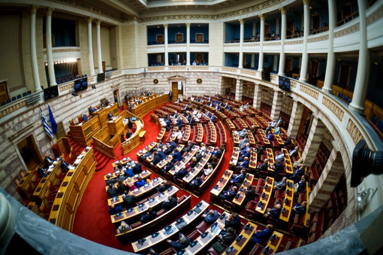 Ανανέωση στην πολιτική