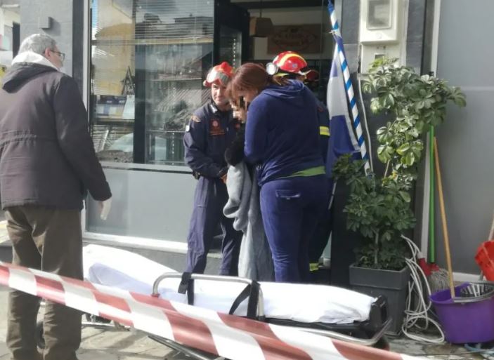 Κρήτη: Δεν κατάφεραν να σώσουν το χέρι της 26χρονης που πιάστηκε σε μηχανή του κιμά
