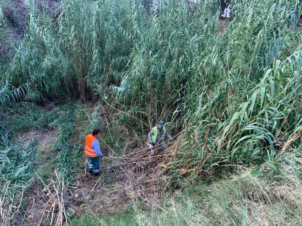Καθαρίζονται τα ρέματα της Αττικής