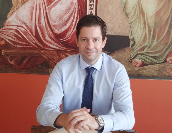 Γεράσιμος Σιάσος: Brain drain στην Ελλάδα, νέες θέσεις Πανεπιστημιακών και νέο μισθολόγιο