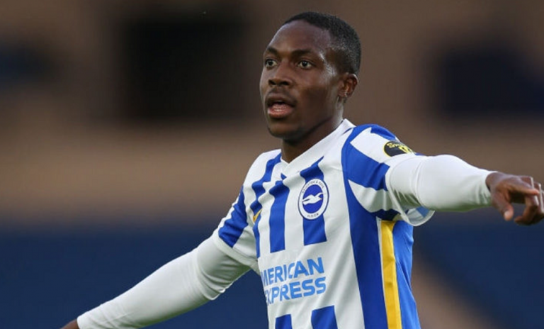 Ώρες αγωνίας για πρώην παίκτη της Μπράιτον που υπέστη καρδιακή προσβολή