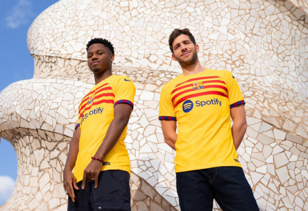 Αυτή είναι η νέα φανέλα της Μπαρτσελόνα