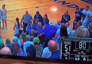 Σοκ στην Αμερική: Προπονητής ομάδας κοριτσιών επιτέθηκε σε θεατή (vid)