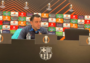 Τσάβι: «Η πρόκριση θα κριθεί στο Ολντ Τράφορντ»