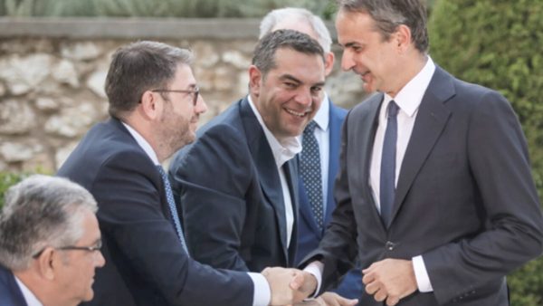 «Σκάνερ» στα social media των πολιτικών αρχηγών