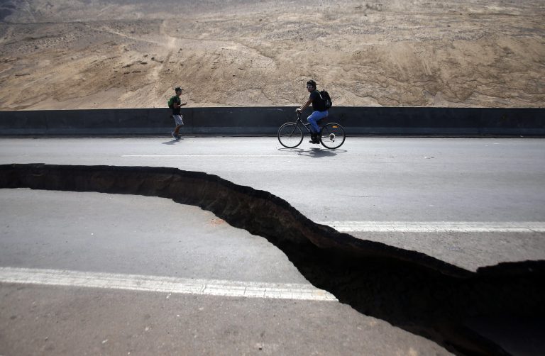 Όταν η γη σείστηκε για 10 συνεχόμενα λεπτά – Ο σεισμός των 9.5 Ρίχτερ στη Χιλή και η πιθανότητα μεγαλύτερου