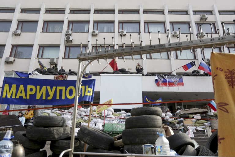 Ρωσία: Καταδικάστηκε γνωστός Ρώσος δημοσιογράφος που επέκρινε τον ρωσικό στρατό για τον βομβαρδισμό μαιευτηρίου στη Μαριούπολη