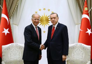 Σεισμός Τουρκία: Τηλεφωνική επικοινωνία Μπάιντεν με Ερντογάν