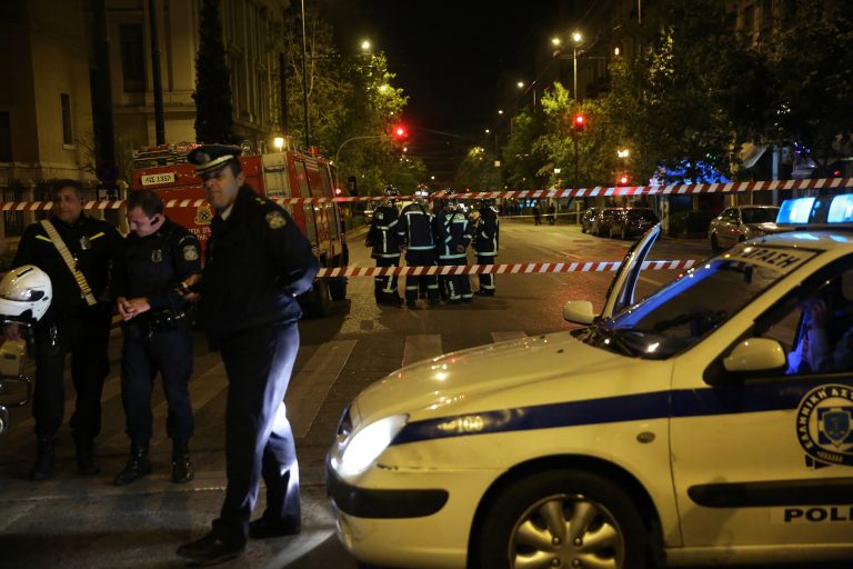 Καισαριανή: Έκρηξη εμπρηστικού μηχανισμού σε πολυκατοικία