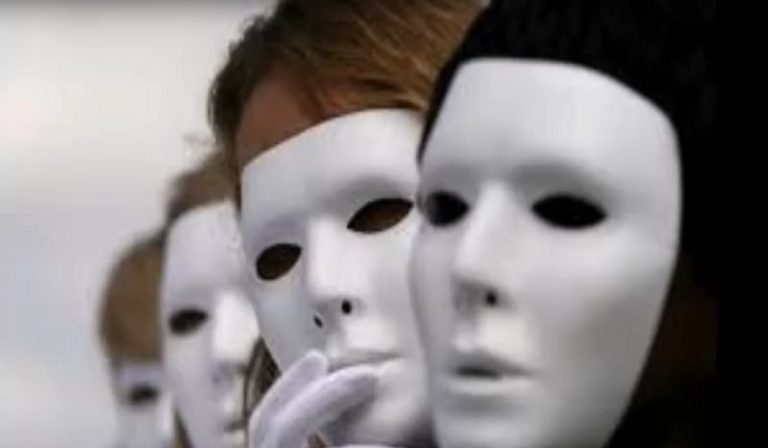 Άραγε διαβάζουν Λένιν ο Μητσοτάκης και ο Τσίπρας;