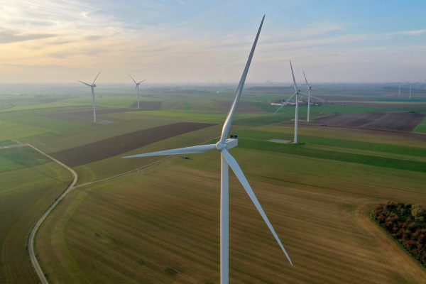 Υπουργείο Περιβάλλοντος: Δημόσια διαβούλευση 4 ημερών για νομοσχέδιο 143 άρθρων!