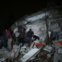 Σεισμός: Σκηνές «Αποκάλυψης» από την Τουρκία και τη Συρία, τουλάχιστον 300 νεκροί – Βίντεο και φωτογραφίες