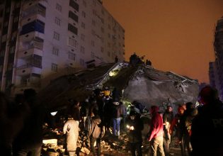 Τουρκία: Ο σεισμός έγινε σε ρήγμα χιλιομέτρων – Θα έχουμε πολλά θύματα, λέει ο Ευθύμιος Λέκκας