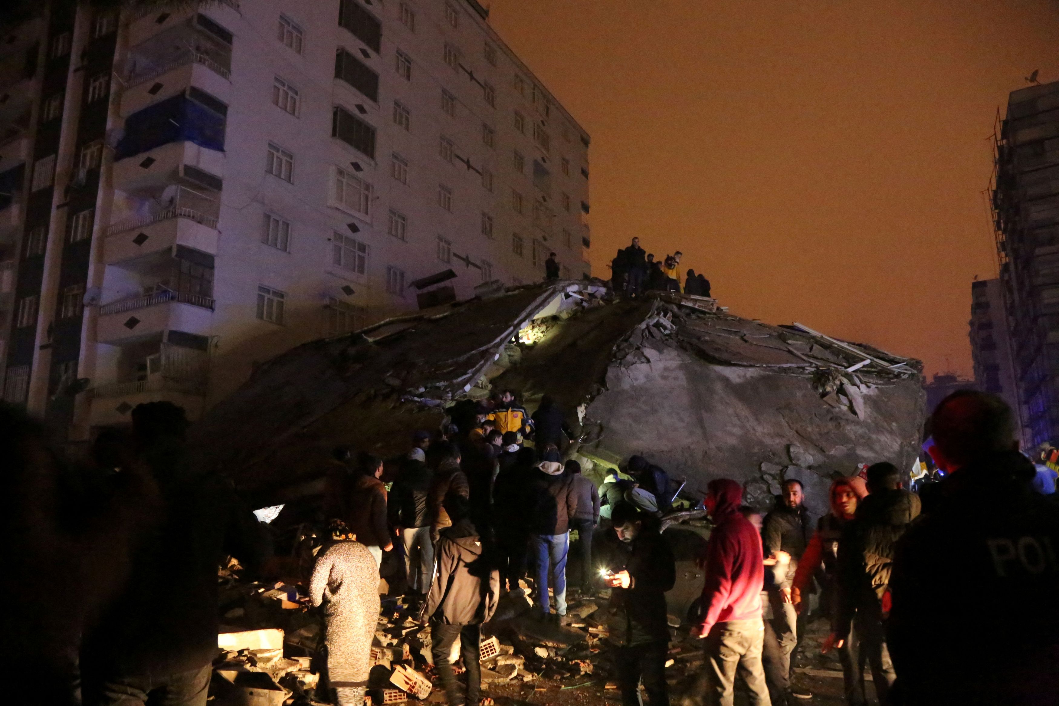 Τουρκία: Ο σεισμός έγινε σε ρήγμα χιλιομέτρων - Θα έχουμε πολλά θύματα, λέει ο Ευθύμιος Λέκκας