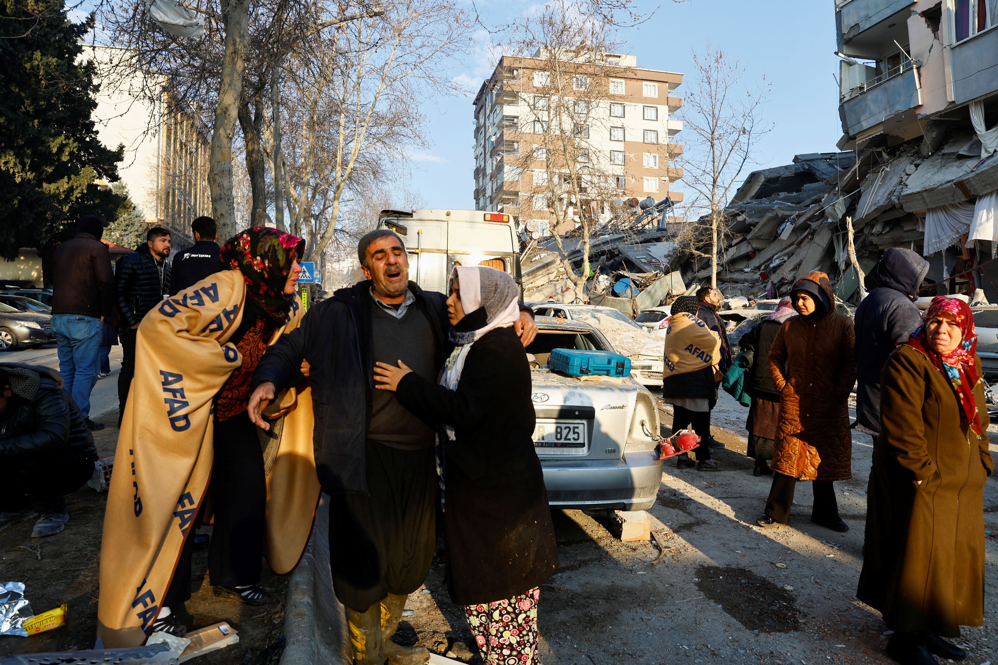 Σεισμός: Απελπισία και οργή σε Τουρκία και Συρία - «Πού πήγαν τα χρήματα του φόρου σεισμού;»