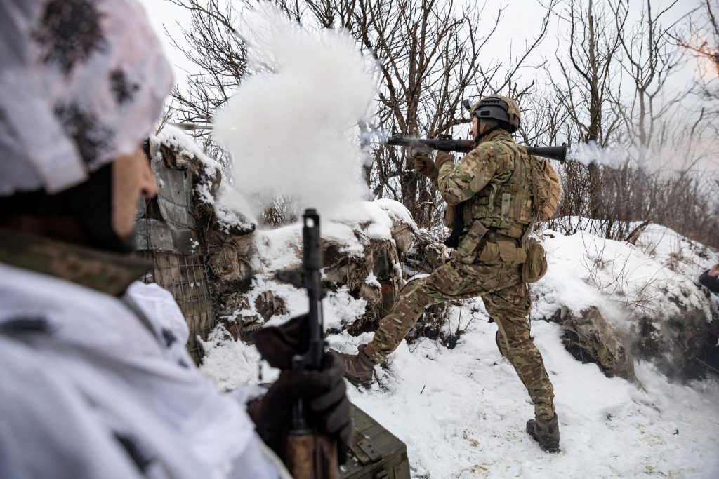 Ουκρανία: Νέα έκκληση Ζελένσκι για στρατιωτική βοήθεια – Βομβαρδίζει στα ανατολικά η Ρωσία