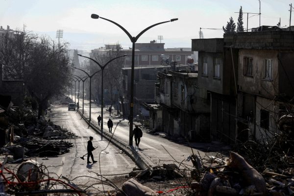 Σεισμός στην Τουρκία: Λεηλασίες και αυτοδικίες στις σεισμόπληκτες περιοχές;