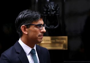 Βρετανία: Στην Βόρεια Ιρλανδία ο Σούνακ για τους ελέγχους μετά το Brexit