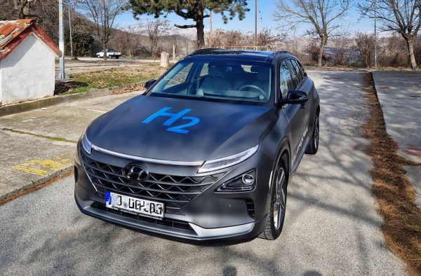 Υδρογόνο: Αυτό είναι το πρώτο αυτοκίνητο με κυψέλες καυσίμου στην Ελλάδα