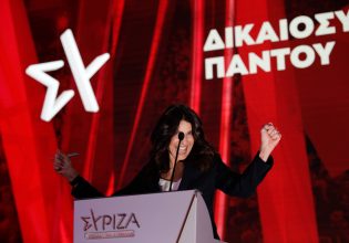 Πόπη Τσαπανίδου: Πάρτι στο Twitter με το «πρόεδρε έλα με φόρα»