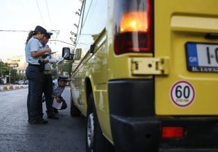 Βούλα: Τροχαίο με σχολικό λεωφορείο – Καλά στην υγεία τους οι μαθητές