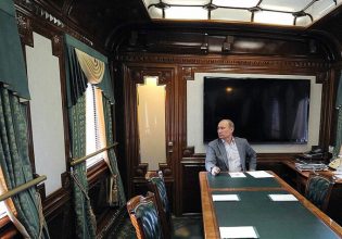 Ρωσία: Ο Πούτιν όλο και πιο συχνά ταξιδεύει με θωρακισμένο τρένο