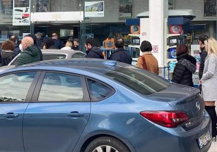 Κακοκαιρία Μπάρμπαρα: Ξέμειναν από αντιολισθητικές αλυσίδες και χιονοκουβέρτες τα καταστήματα