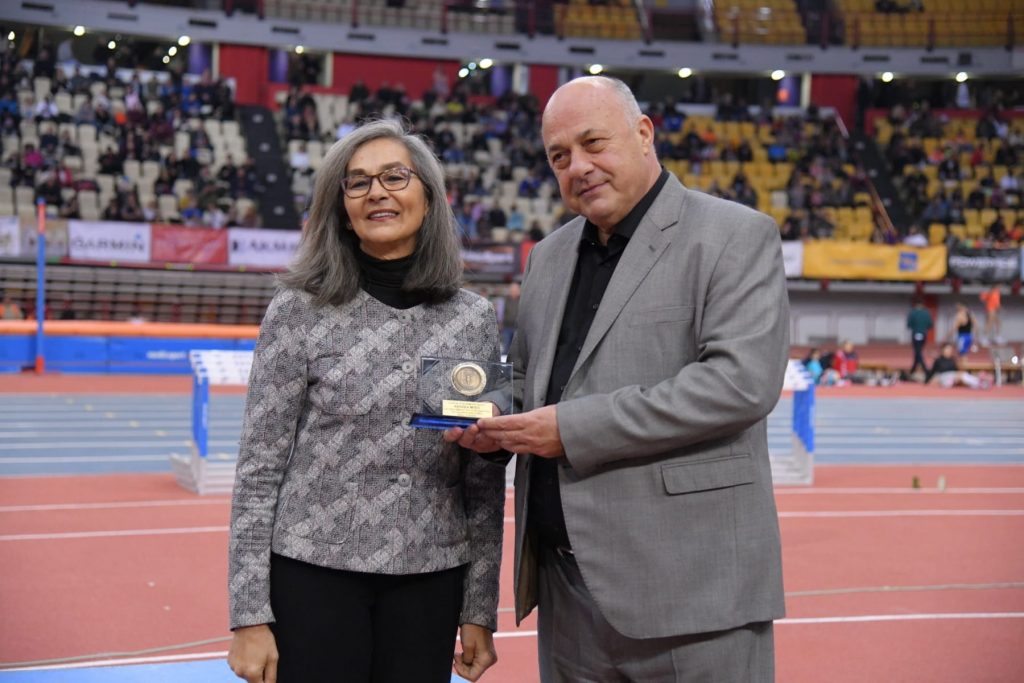 Σοφία Σακοράφα για Αχιλλέα Μπέο: Το ότι τον βράβευσα δεν αναιρεί ότι είναι φασίστας και τραμπούκος