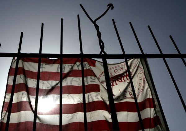 Η τραγωδία στη θύρα 7: Οι ψυχές λυγίζουν τα σίδερα