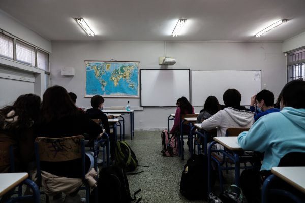 Κακοκαιρία Μπάρμπαρα: Σε ποιες περιοχές θα είναι κλειστά τα σχολεία την Τρίτη – Αναμένονται οι ανακοινώσεις για την Αττική