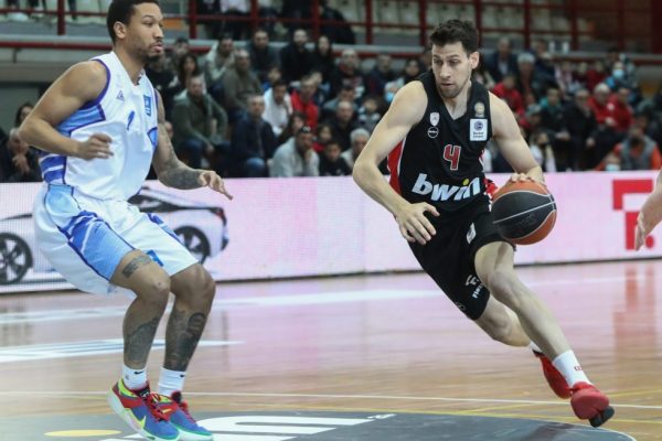 Ολυμπιακός – Ιωνικός 100-68: «Περίπατος» των ερυθρόλευκων