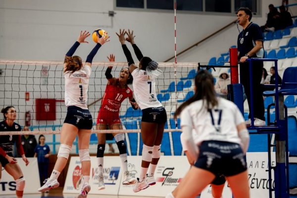 ΑΟ Θήρας – Ολυμπιακός 3-1: Πρόκριση για την ομάδα της Σαντορίνης