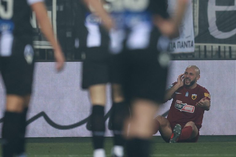 Αμραμπατ: Επεσε από κροτίδα