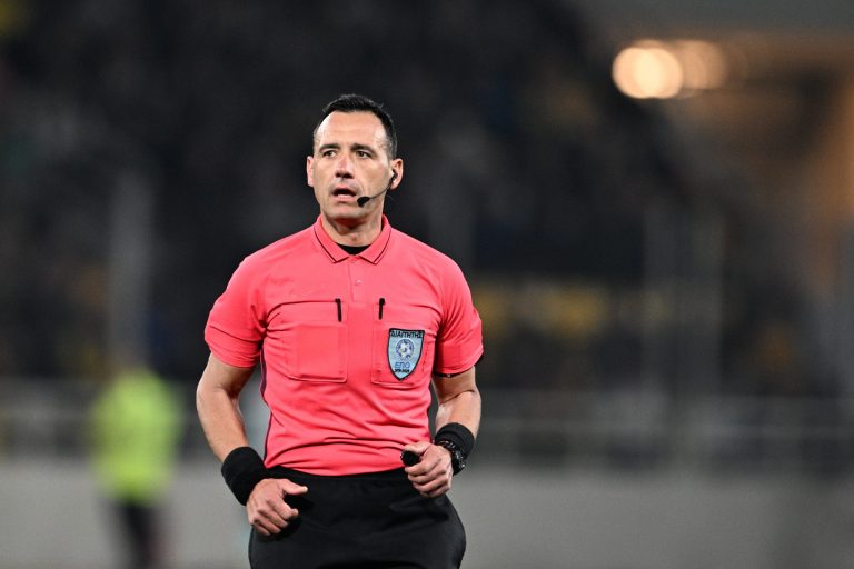 H UEFA κάνει ρεζίλι τον Τζοβάρα- Ιδού το εκπαιδευτικό υλικό για τη φάση της αποβολής στο 4΄ (vids)