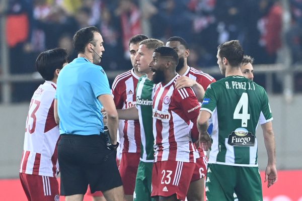 Ολυμπιακός – Παναθηναϊκός 0-0: Κλοπή στο Φάληρο, αντί για πολλά με λίγα