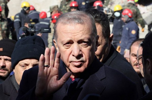 Τουρκία: «Παραιτήσου Ερντογάν», φωνάζουν οπαδοί της Φενέρμπαχτσε