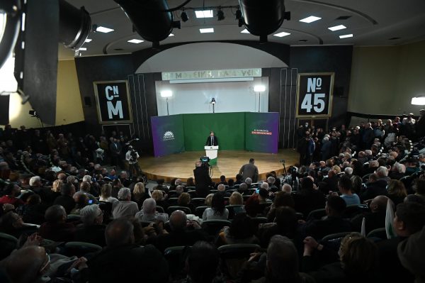 Νίκος Ανδρουλάκης: «Ψηφίζεις ΠΑΣΟΚ για να υπερασπιστείς την αξιοπρέπεια του λαού απέναντι στα συμφέροντα»