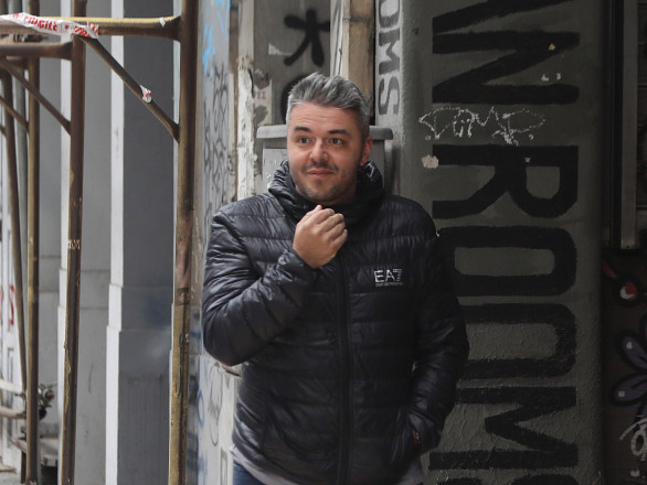 Πέτρος Πολυχρονίδης: Πολύ δύσκολες ώρες για τον ηθοποιό – Τι συνέβη;