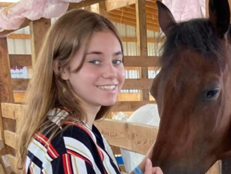 Adriana Kuch: Η σοκαριστική επίθεση που οδήγησε τη 14χρονη στην αυτοκτονία – Το «σκοτεινό» παρελθόν του σχολείου