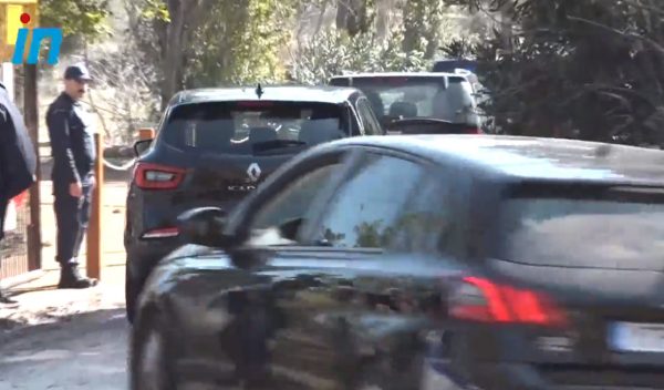 Τέως βασιλιάς Κωνσταντίνος: Στο Τατόι για το τρισάγιο η οικογένειά του [βίντεο]