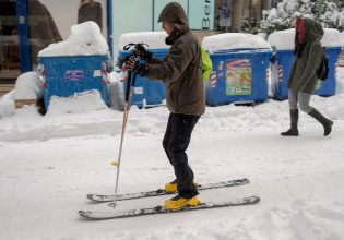 Χιόνι: Επιμένει ο Αρναοιύτογλου για το «Aegean Effect» που θα χτυπήσει και την Αττική