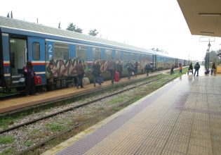 Θεσσαλονίκη: Φωτιά σε βαγόνι τρένου