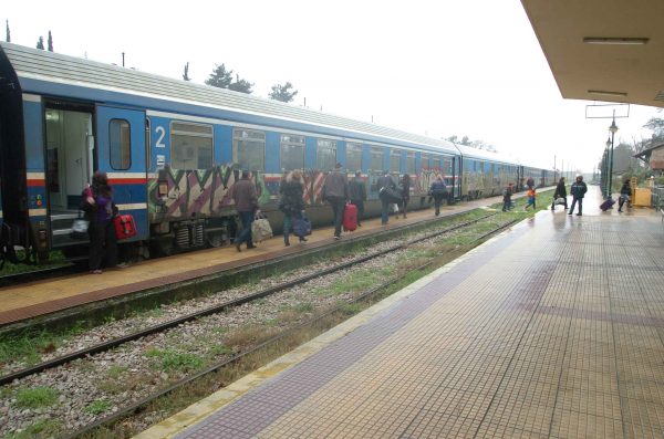 Θεσσαλονίκη: Φωτιά σε βαγόνι τρένου