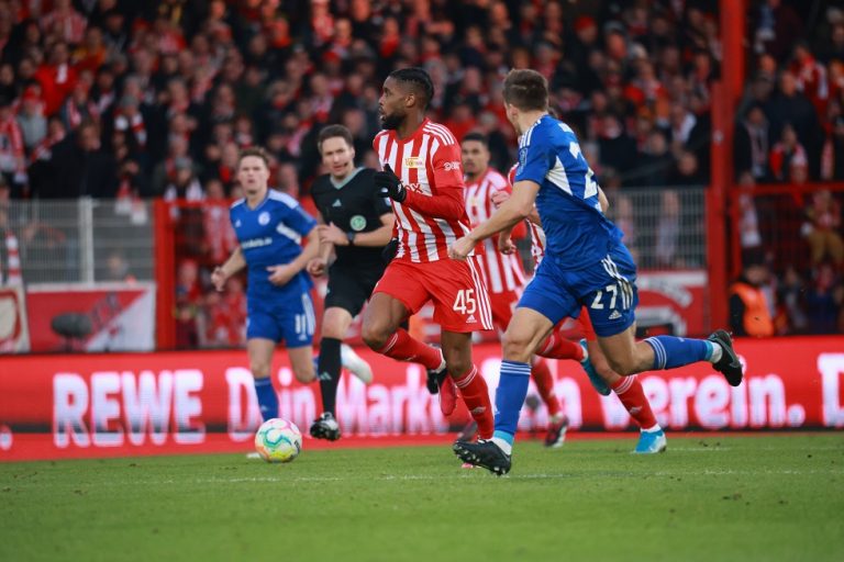 Ουνιόν Βερολίνου – Σάλκε 0-0: Έχασαν την ευκαιρία οι πρωτευουσιάνοι