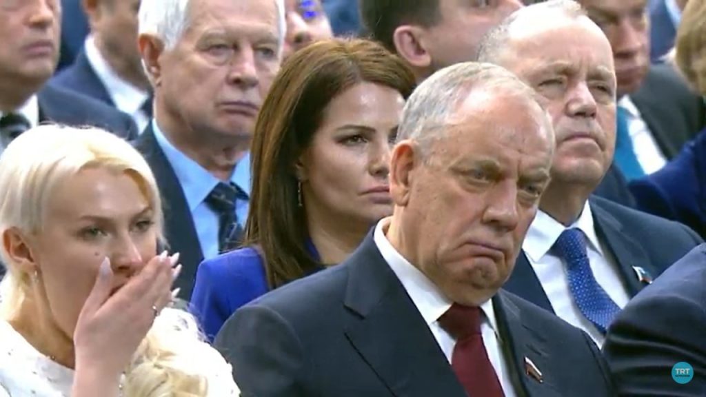 Ρωσία: Οι ηχηρές απουσίες στην ομιλία Πούτιν – Ποιοι αποκοιμήθηκαν ενώ μιλούσε ο Ρώσος πρόεδρος