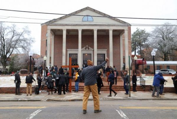 ΗΠΑ: Αγανάκτηση και οργή κατά της αστυνομικής βίας στην κηδεία του Τάιρ Νίκολς