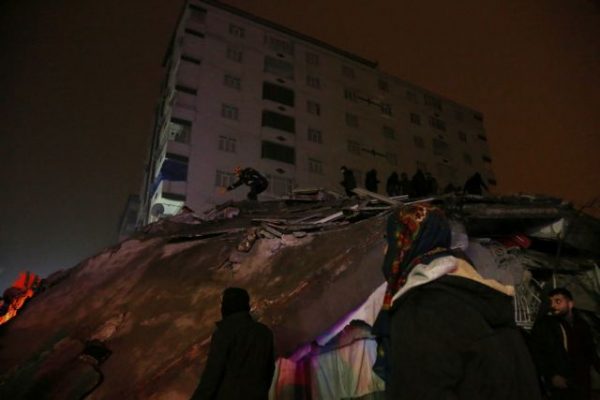 Σεισμός στην Τουρκία: Ετοιμάζεται η ελληνική βοήθεια – Αναμένεται το πράσινο φως για αναχώρηση επίλεκτου κλιμακίου της ΕΜΑΚ